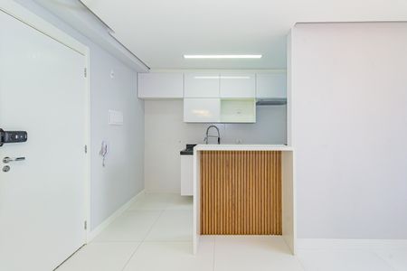 Apartamento à venda com 43m², 2 quartos e 1 vaga Apartamento à venda com 43m², 2 quartos e 1 vagaCozinha e Área de Serviço