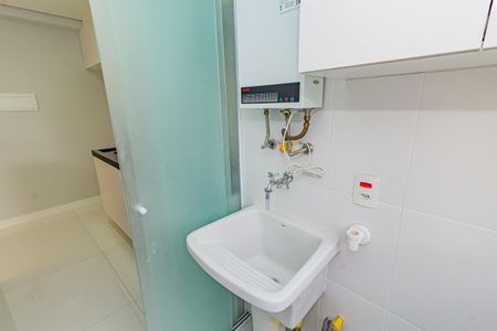 Apartamento à venda com 43m², 2 quartos e 1 vaga Apartamento à venda com 43m², 2 quartos e 1 vagaÁrea de Serviço