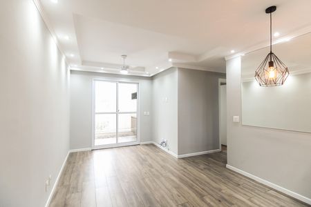 Sala  de apartamento para alugar com 3 quartos, 67m² em Guaiauna, São Paulo