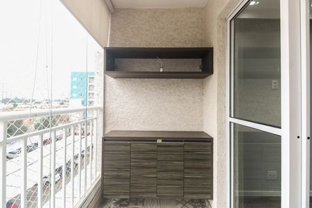 Apartamento para alugar com 67m², 3 quartos e 1 vaga Apartamento para alugar com 67m², 3 quartos e 1 vagaVaranda