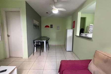 Sala de apartamento para alugar com 2 quartos, 70m² em Jardim Primavera, Duque de Caxias