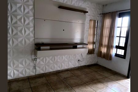 Sala de casa para alugar com 2 quartos, 77m² em São Luiz, Gravataí