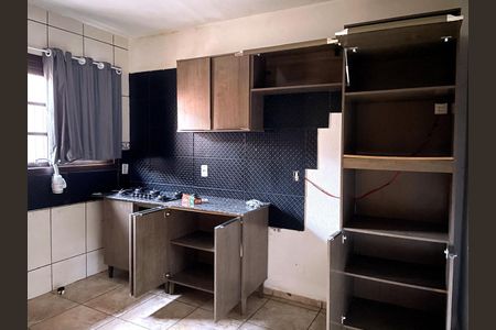 Casa para alugar com 77m², 2 quartos e 1 vaga Casa para alugar com 77m², 2 quartos e 1 vagaCozinha