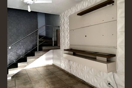 Casa para alugar com 2 quartos, 77m² em São Luiz, Gravataí