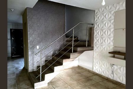 Sala de casa para alugar com 2 quartos, 77m² em São Luiz, Gravataí
