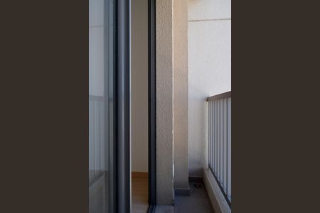 Varanda de kitnet/studio à venda com 1 quarto, 24m² em Pinheiros, São Paulo