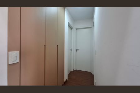 Apartamento para alugar com 123m², 3 quartos e 2 vagas Apartamento para alugar com 123m², 3 quartos e 2 vagasCorredor Quartos