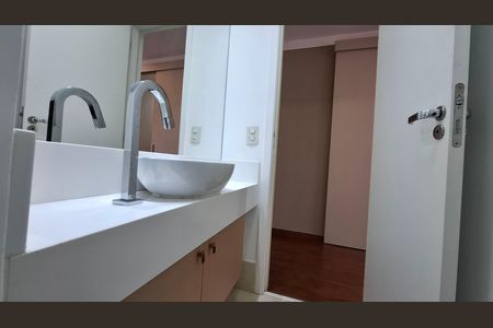 Apartamento para alugar com 123m², 3 quartos e 2 vagas Apartamento para alugar com 123m², 3 quartos e 2 vagasLavabo