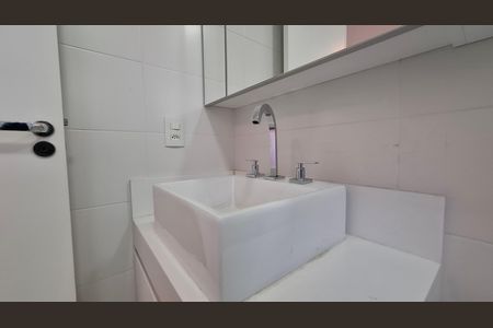 Apartamento para alugar com 123m², 3 quartos e 2 vagas Apartamento para alugar com 123m², 3 quartos e 2 vagasBanheiro Quarto 3 Suíte