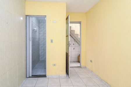 Sala de casa para alugar com 2 quartos, 45m² em Vila Chuca, São Paulo
