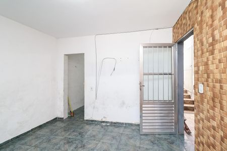 Sala de casa para alugar com 2 quartos, 55m² em Vila Chuca, São Paulo