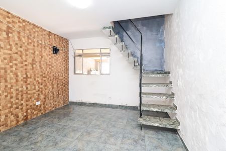 Sala de casa para alugar com 2 quartos, 55m² em Vila Chuca, São Paulo