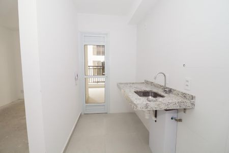 Cozinha de apartamento à venda com 2 quartos, 59m² em Vila Bandeirantes, São Paulo