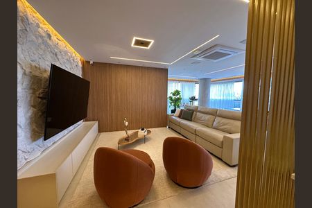 Apartamento para alugar com 175m², 3 quartos e 3 vagas Apartamento para alugar com 175m², 3 quartos e 3 vagasSala
