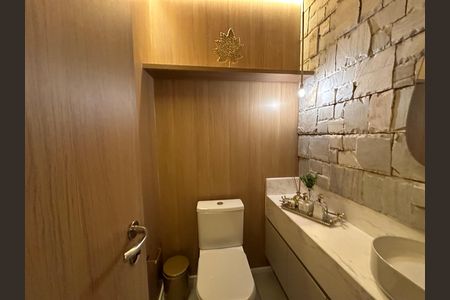 Apartamento para alugar com 175m², 3 quartos e 3 vagas Apartamento para alugar com 175m², 3 quartos e 3 vagasLavabo