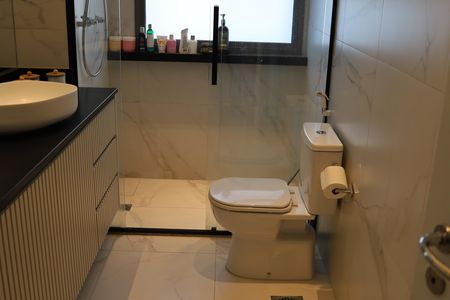 Apartamento para alugar com 175m², 3 quartos e 3 vagas Apartamento para alugar com 175m², 3 quartos e 3 vagasBanheiro da Suíte 3