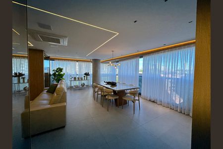 Apartamento para alugar com 175m², 3 quartos e 3 vagas Apartamento para alugar com 175m², 3 quartos e 3 vagasSala