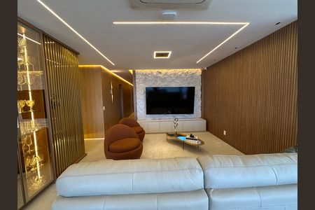 Apartamento para alugar com 175m², 3 quartos e 3 vagas Apartamento para alugar com 175m², 3 quartos e 3 vagasSala
