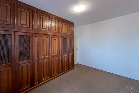 Casa para alugar com 146m², 4 quartos e 2 vagas Casa para alugar com 146m², 4 quartos e 2 vagasQuarto 3