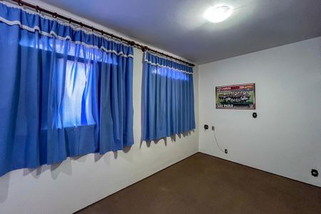 Casa para alugar com 146m², 4 quartos e 2 vagas Casa para alugar com 146m², 4 quartos e 2 vagasSuite