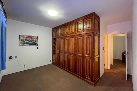 Casa para alugar com 146m², 4 quartos e 2 vagas Casa para alugar com 146m², 4 quartos e 2 vagasSuite