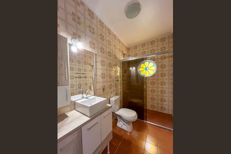 Casa para alugar com 146m², 4 quartos e 2 vagas Casa para alugar com 146m², 4 quartos e 2 vagasBanheiro da Suíte