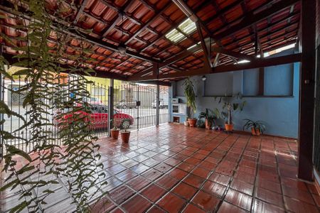 Casa para alugar com 146m², 4 quartos e 2 vagas Casa para alugar com 146m², 4 quartos e 2 vagasGaragem