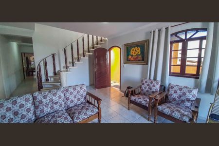 Casa para alugar com 4 quartos, 140m² em Santo Antônio, Osasco