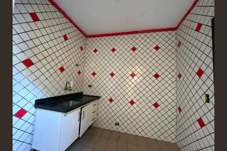 Cozinha de casa para alugar com 3 quartos, 202m² em Vila Santo Estefano, São Paulo