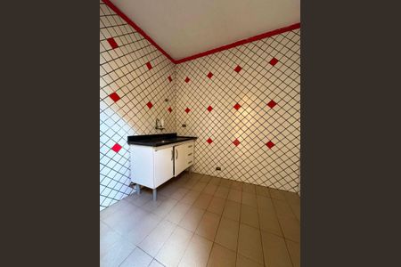 Cozinha de casa para alugar com 3 quartos, 202m² em Vila Santo Estefano, São Paulo