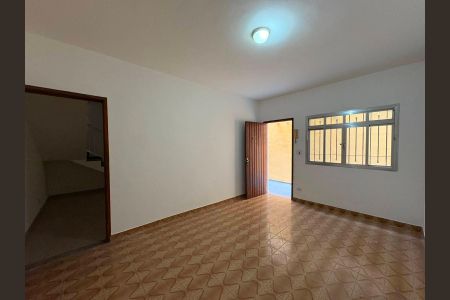 Quarto de casa para alugar com 3 quartos, 202m² em Vila Santo Estefano, São Paulo