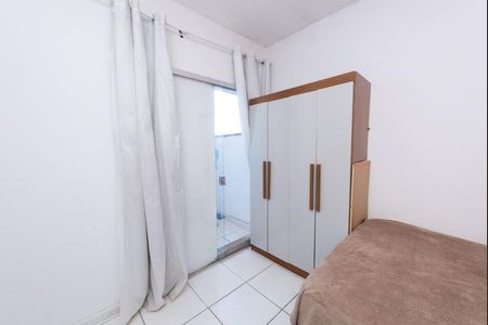 Quarto 5 de casa para alugar com 6 quartos, 250m² em Castanheira, Contagem