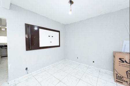 Casa para alugar com 6 quartos, 250m² em Castanheira, Contagem