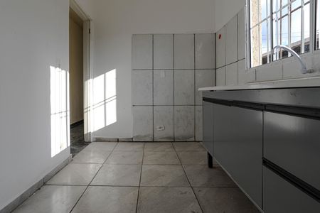 Cozinha de casa para alugar com 3 quartos, 110m² em Jundiapeba, Mogi das Cruzes