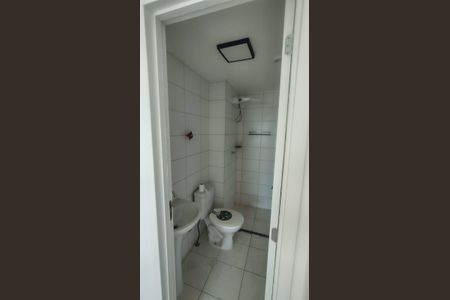 Banheiro de apartamento para alugar com 2 quartos, 37m² em Cidade Antônio Estêvão de Carvalho, São Paulo
