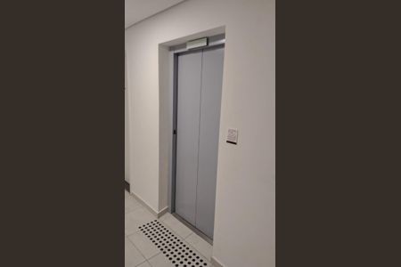 Elevador de apartamento para alugar com 2 quartos, 37m² em Cidade Antônio Estêvão de Carvalho, São Paulo