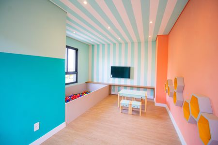 Apartamento para alugar com 28m², 1 quarto e sem vaga Apartamento para alugar com 28m², 1 quarto e sem vagaÁrea comum - Brinquedoteca