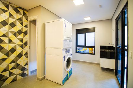 Apartamento para alugar com 28m², 1 quarto e sem vaga Apartamento para alugar com 28m², 1 quarto e sem vagaÁrea comum - Lavanderia
