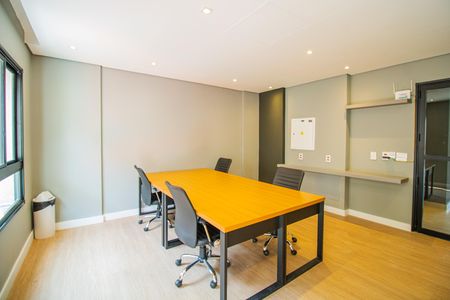 Apartamento para alugar com 28m², 1 quarto e sem vaga Apartamento para alugar com 28m², 1 quarto e sem vagaÁrea comum - Espaço Trabalho