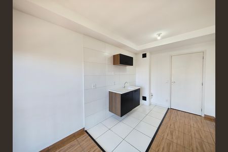 Apartamento para alugar com 28m², 1 quarto e sem vaga Apartamento para alugar com 28m², 1 quarto e sem vagaSala / Cozinha