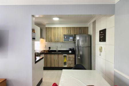 Apartamento para alugar com 79m², 2 quartos e 2 vagas Apartamento para alugar com 79m², 2 quartos e 2 vagasCozinha