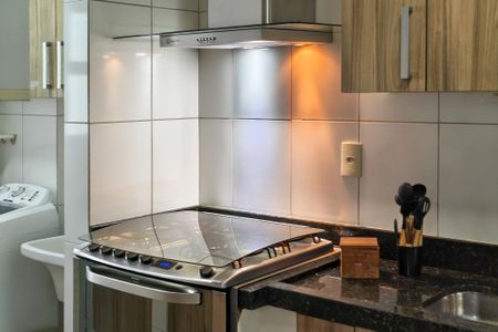 Detalhe da Cozinha  de apartamento para alugar com 2 quartos, 79m² em Vila Caiçara, Praia Grande