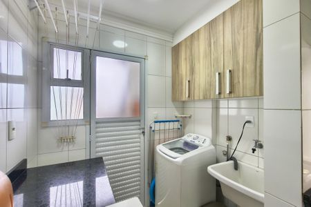 Área de Serviço de apartamento para alugar com 2 quartos, 79m² em Vila Caiçara, Praia Grande