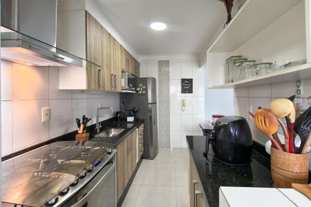 Apartamento para alugar com 79m², 2 quartos e 2 vagas Apartamento para alugar com 79m², 2 quartos e 2 vagasCozinha