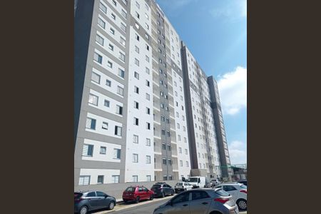 Fachada de apartamento para alugar com 2 quartos, 55m² em Biritiba, Poá