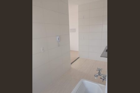 Cozinha de apartamento para alugar com 2 quartos, 55m² em Biritiba, Poá