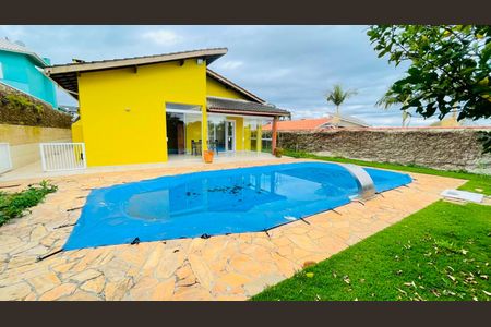 Casa de condomínio para alugar com 288m², 3 quartos e 4 vagasPiscina