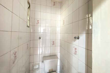 Apartamento para alugar com 50m², 2 quartos e 1 vaga Apartamento para alugar com 50m², 2 quartos e 1 vagaBanheiro de Serviço (Quarto 1)