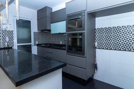 Cozinha de apartamento à venda com 3 quartos, 89m² em Água Branca, São Paulo