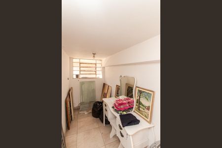 Garagem de casa para alugar com 3 quartos, 270m² em Vila Paiva, São Paulo